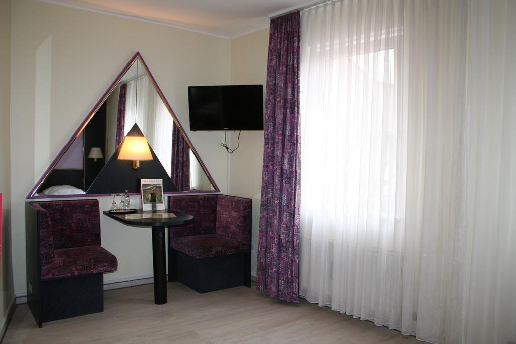 Landhotel Gross Schneer Hof Friedland  Екстер'єр фото