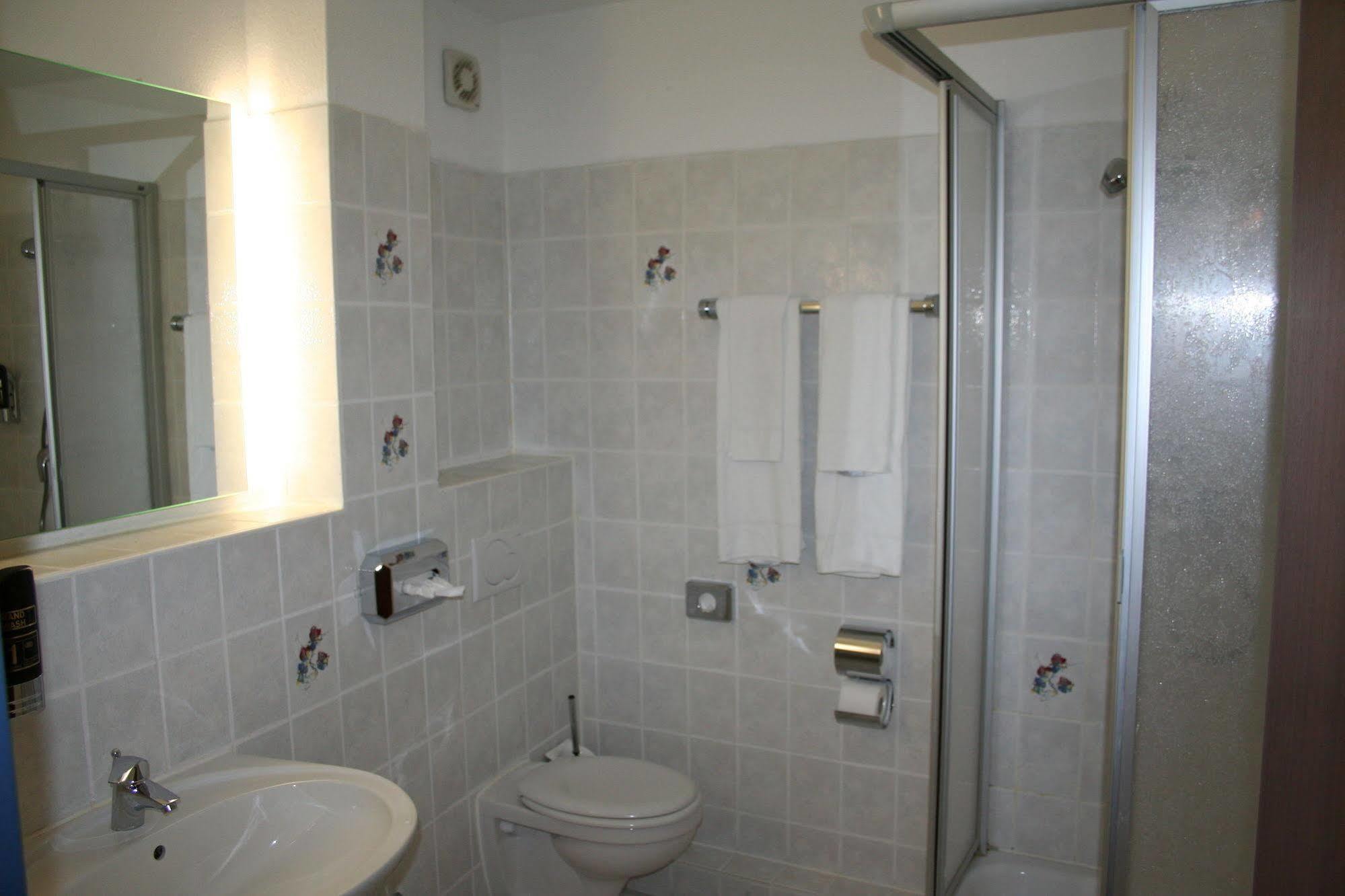 Landhotel Gross Schneer Hof Friedland  Екстер'єр фото